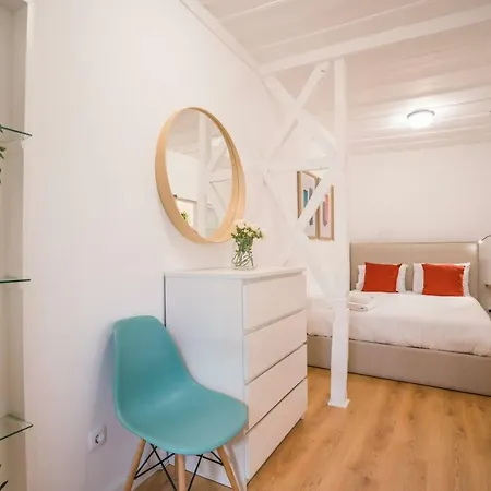 Cosy Praca Das Flores شقة Lisboa